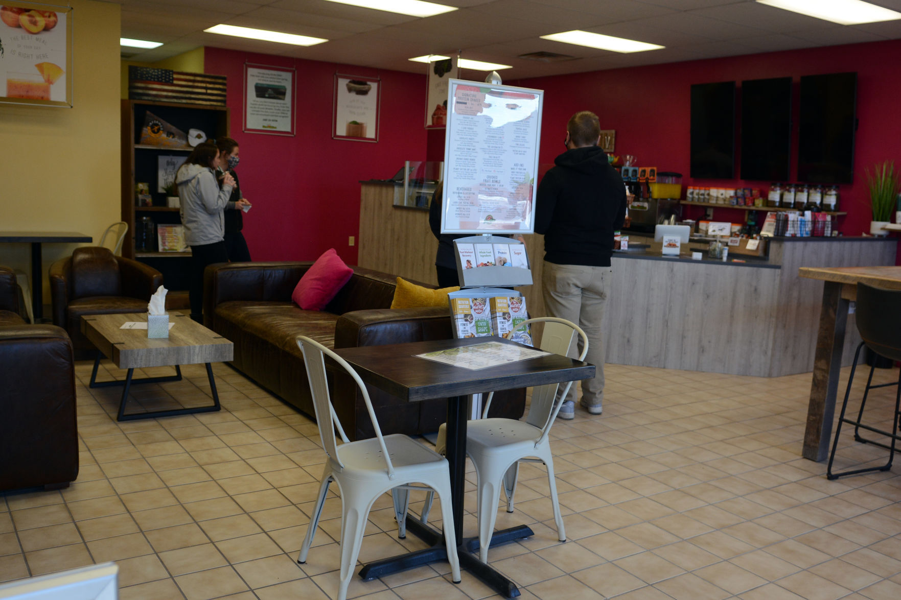 Green Berry Smoothie opens in Portage